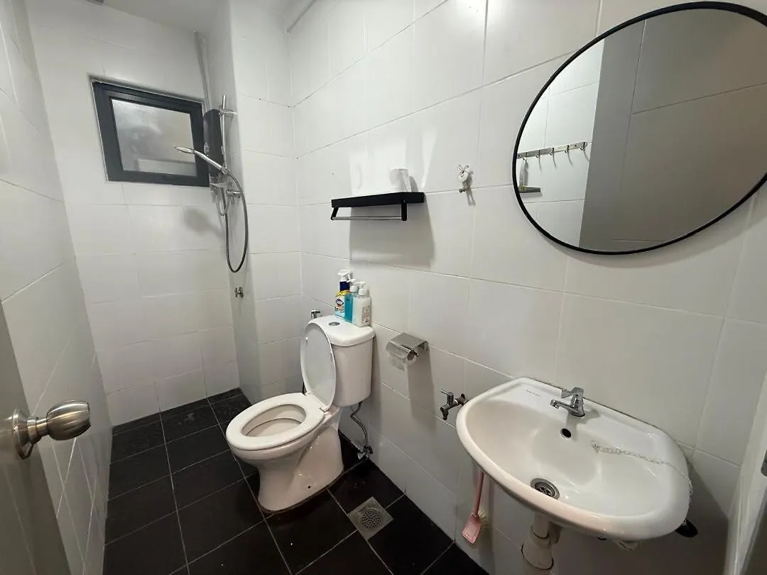 Kepong Luxury 3 Room 3-11 Pax 3 Min To Desa Park Kuala Lumpur