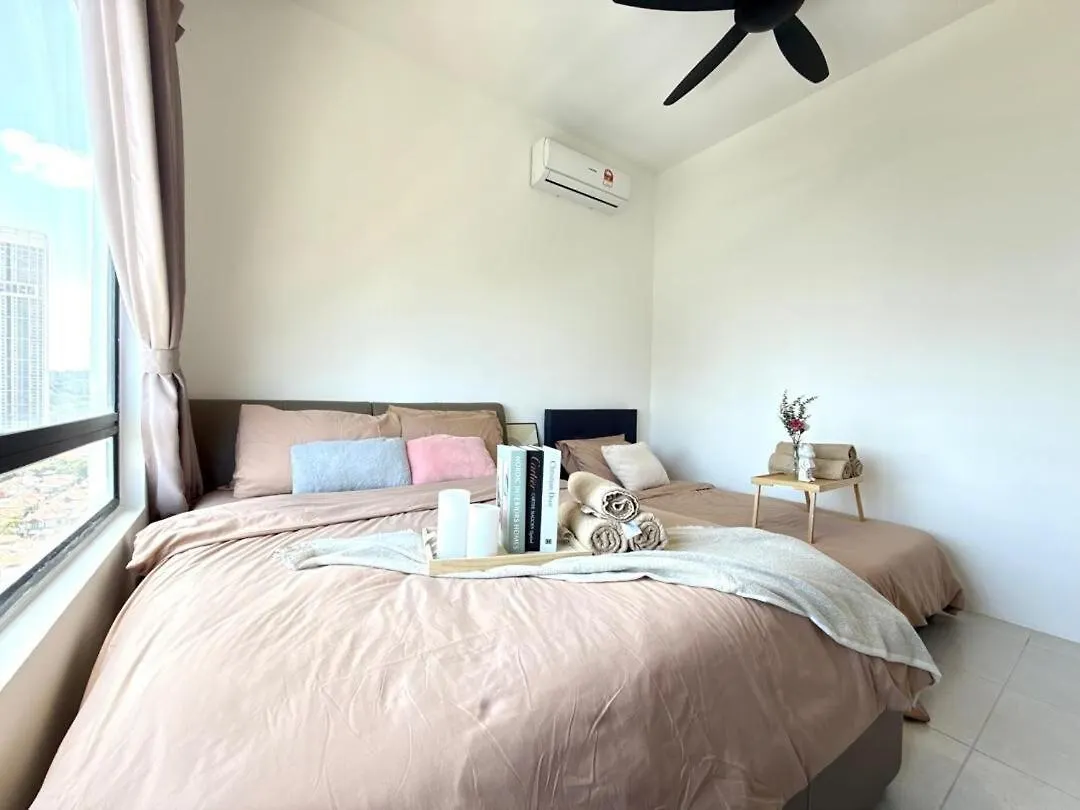 Kepong Luxury 3 Room 3-11 Pax 3 Min To Desa Park Kuala Lumpur 0*,  Malaysia